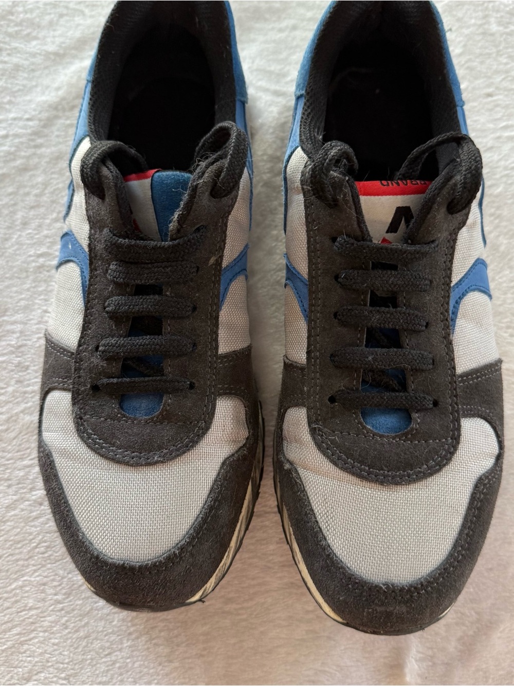Women's Retro Runner Sneakers in Blue, Black and White